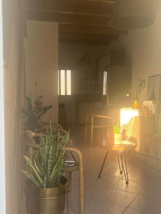 Perdika's Cove, Spacious Sea View Family